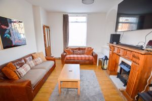 Lounge- click for photo gallery